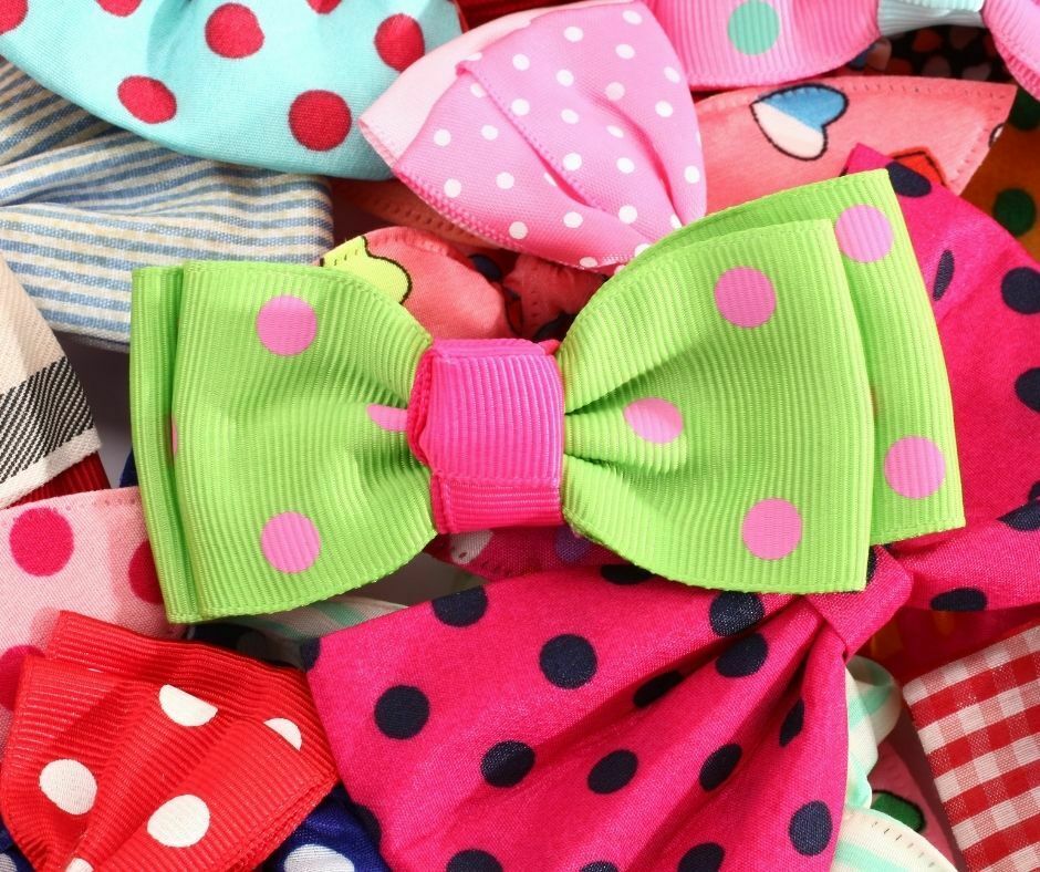 Creating an Easy, Inexpensive Headband and Bow Holder For The Princess Room