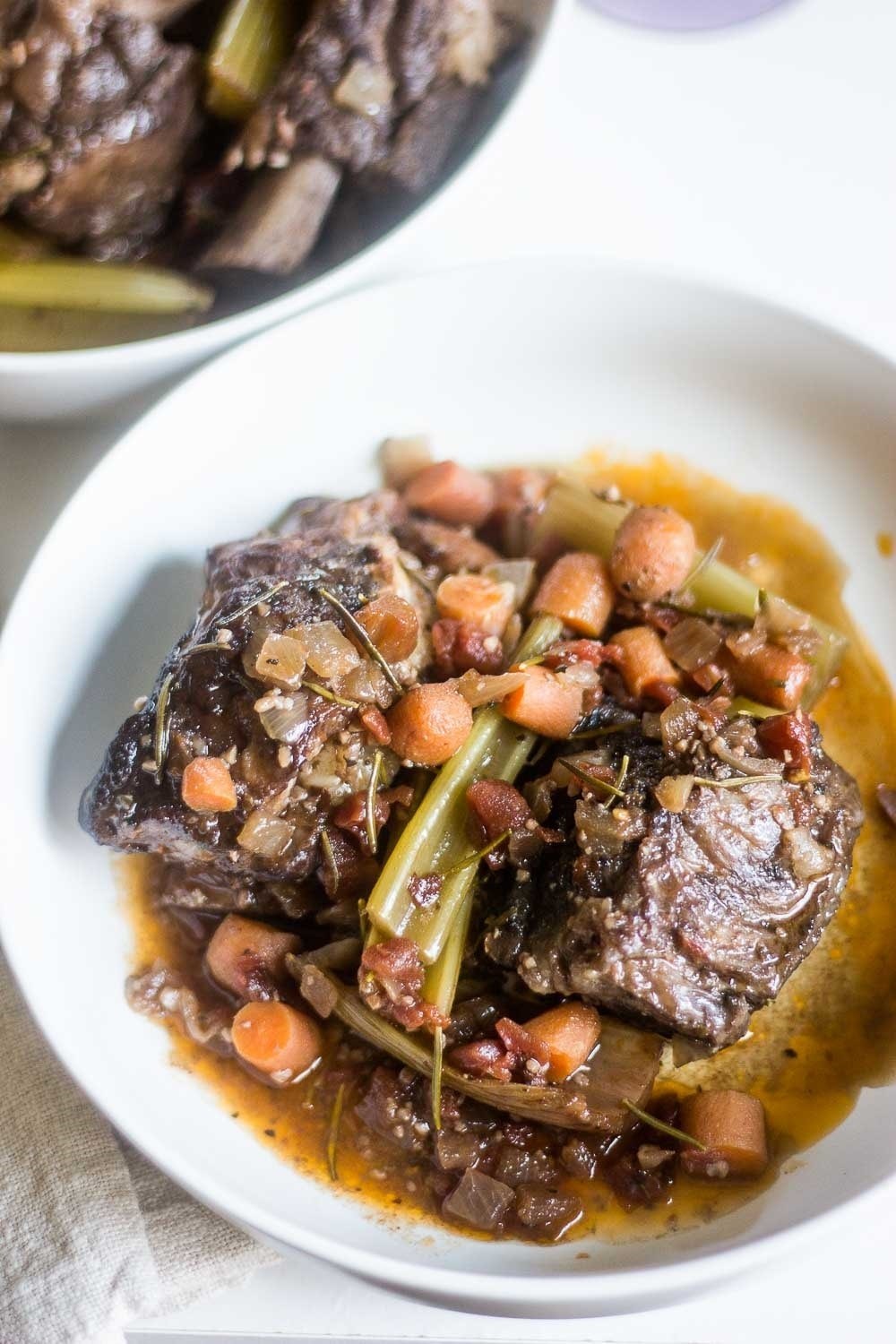 Red Wine Slow Cooker Braised Beef